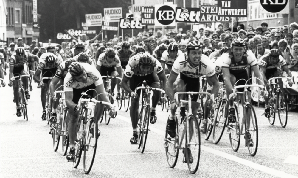 Scheldeprijs 1986: Jean-Paul van Poppel wint zijn eerste Scheldeprijs in 1986. Hij klopt Wim Arras en Eric Vanderaerden - © François Buyssens