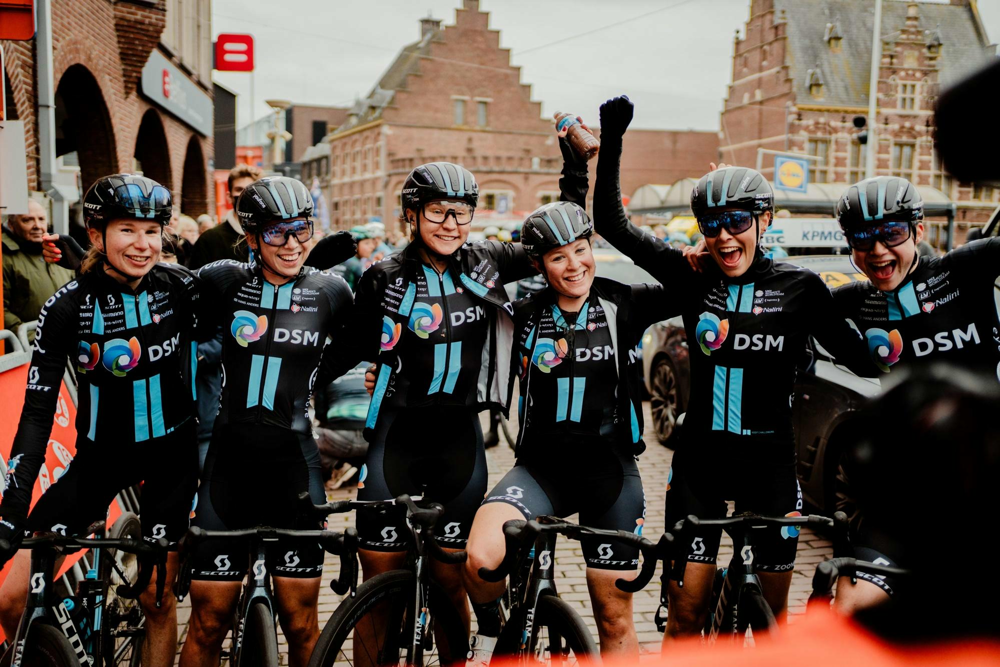 Follow the women's race thanks to the Proximus livestream
